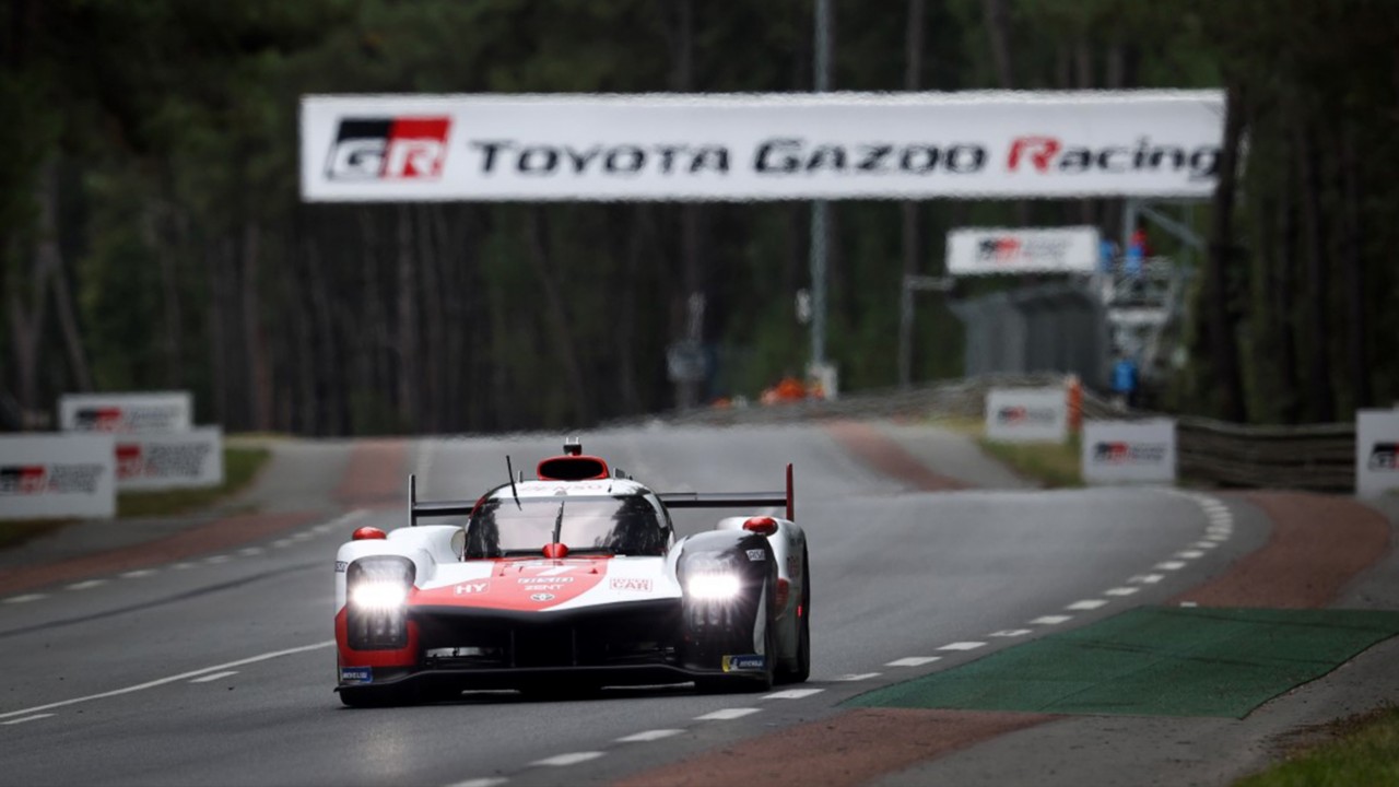 TOYOTA GAZOO RACING TRIUMFUJE W LE MANS